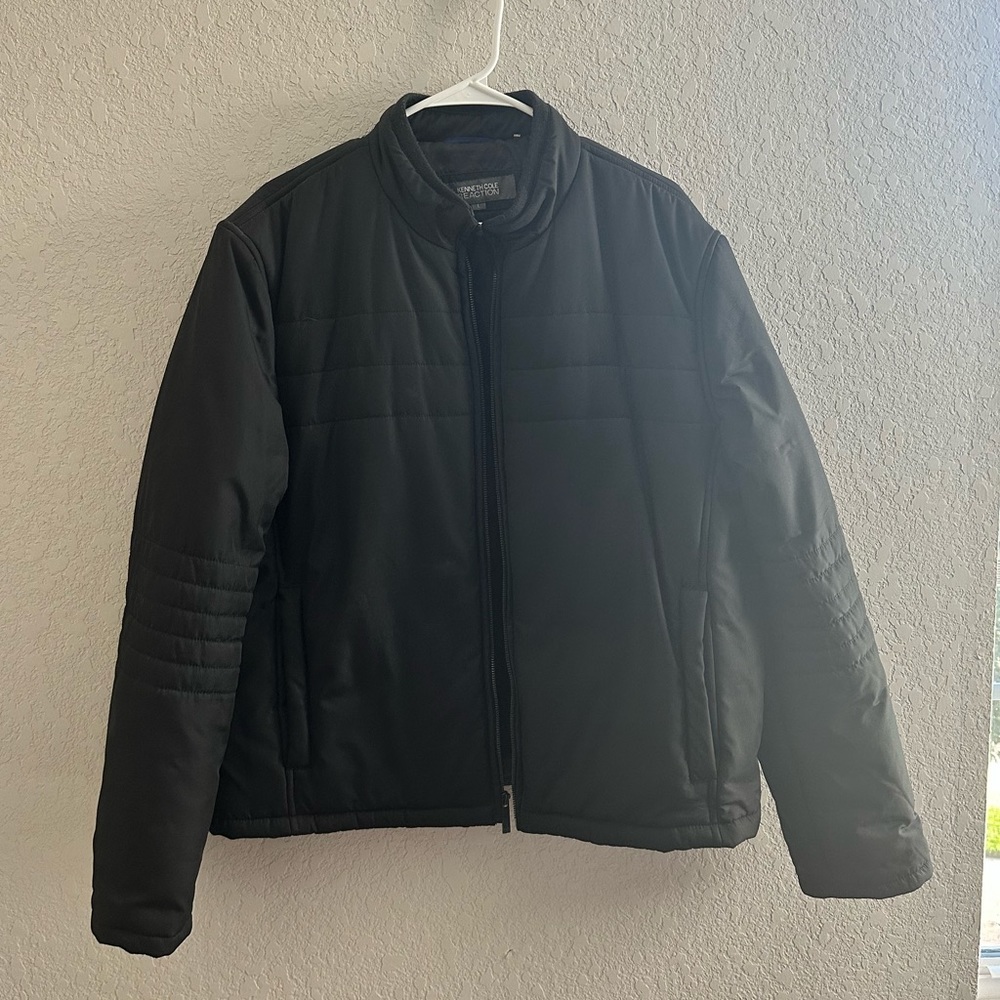 Large Men’s Kenneth Cole puffy winter black jacket